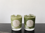 Matcha Latte – שני נרות מאצ'ה זה לצד זה
